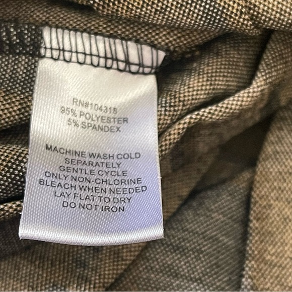 Derek heart women’s Plaid mini skirt fall colors size medium pleated - Picture 5 of 7